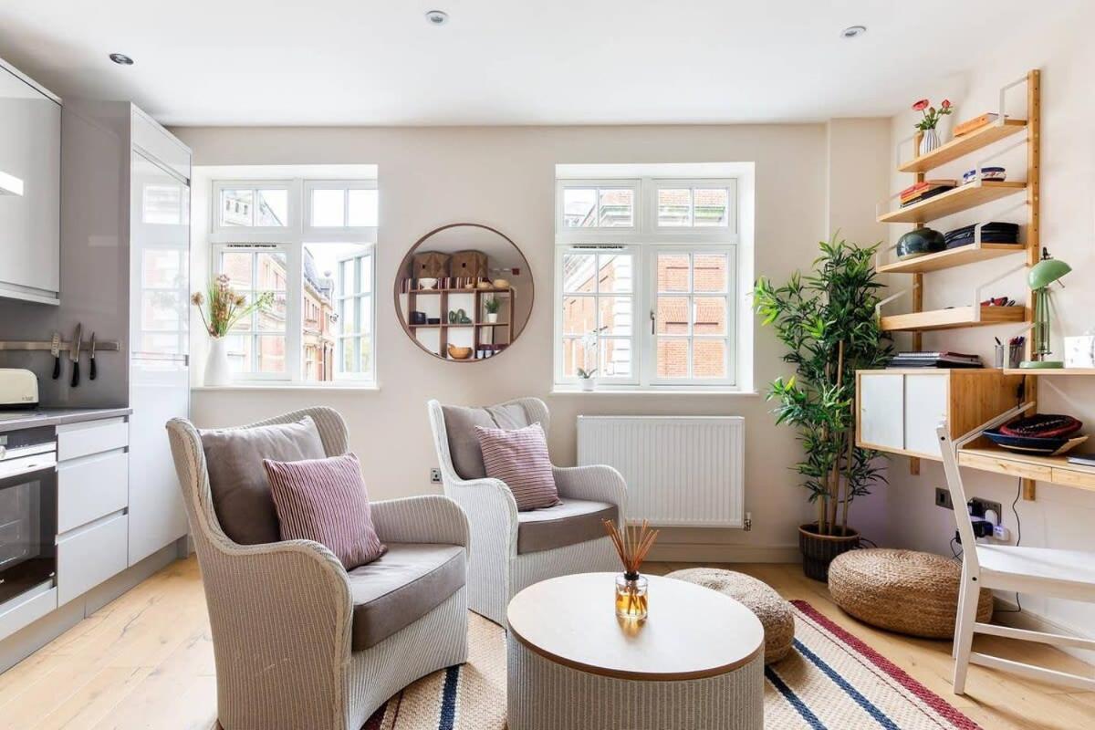 Large Luxury Studio In Heart Of Richmond ริชมอนด์ ภายนอก รูปภาพ