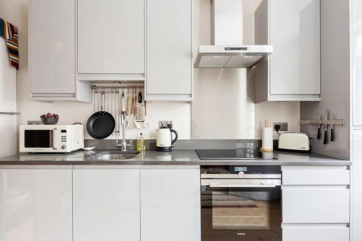 Large Luxury Studio In Heart Of Richmond ริชมอนด์ ภายนอก รูปภาพ
